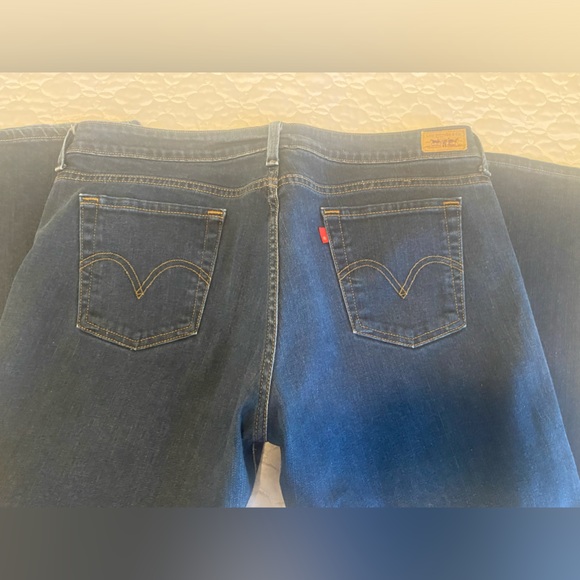 Levi’s 545 low boot cut jeans. Size 16 medium. Dark denim & nice condition. - Picture 10 of 13